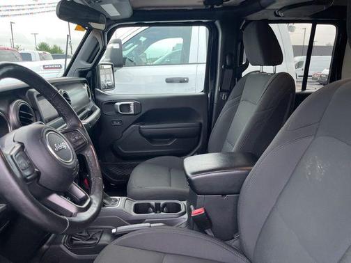 Black Clearcoat 2022 Jeep Wrangler Unlimited Sport