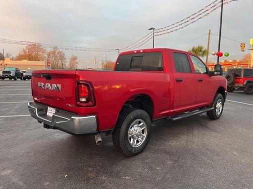 2026 RAM 2500 Tradesman Crew Cab 4x4 6'4' Box