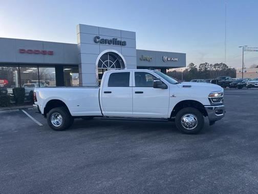 2026 RAM 3500 Tradesman Crew Cab 4x4 8' Box