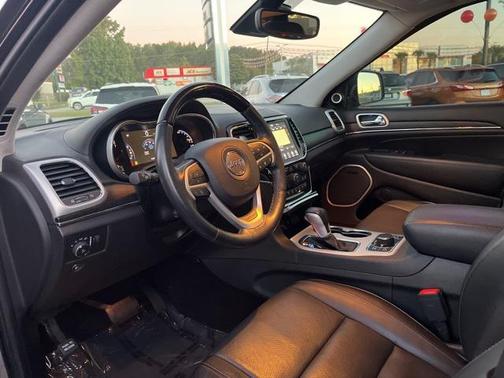 2020 Jeep Grand Cherokee Summit