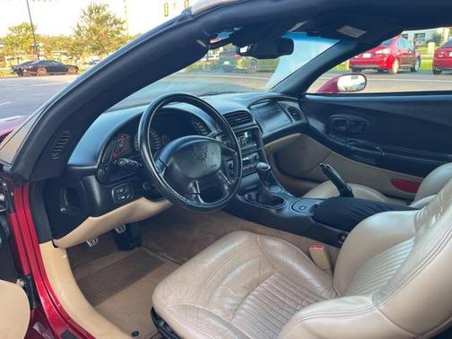2000 Chevrolet Corvette Base