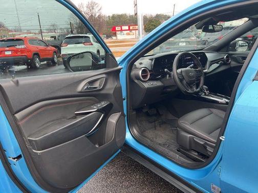 Marina Blue Metallic 2025 Chevrolet Trax FWD 2RS