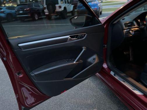 2018 Volkswagen Passat 2.0T S