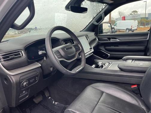 2024 Jeep Wagoneer Series II 4x2