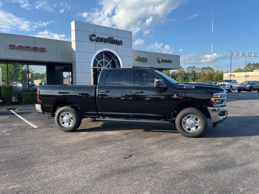 2025 RAM 2500 Tradesman Crew Cab 4x4 6'4' Box