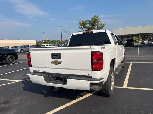 2017 Chevrolet Silverado 1500 2LT