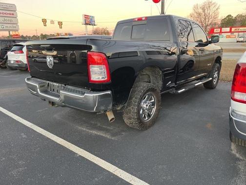 2020 RAM 2500 Tradesman Crew Cab 4X4 6'4' Box