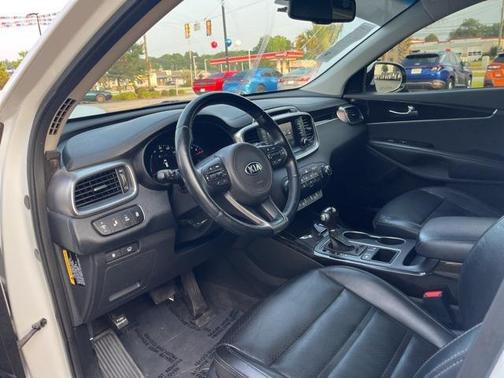 2017 Kia Sorento EX
