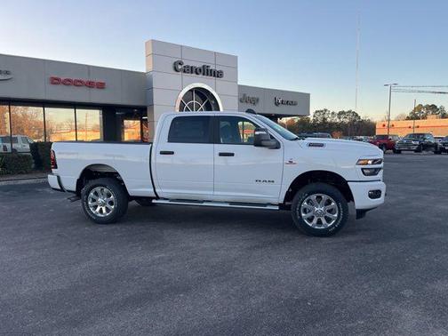 Bright White Clearcoat 2026 RAM 2500 Big Horn Crew Cab 4x4 6'4' Box