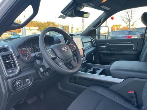 2026 RAM 2500 Big Horn Crew Cab 4x4 6'4' Box