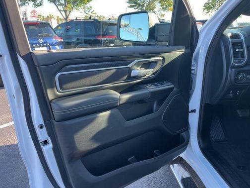 Bright White Clearcoat 2026 RAM 1500 Big Horn/Lone Star