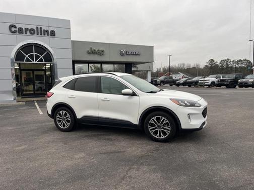 2020 Ford Escape SEL