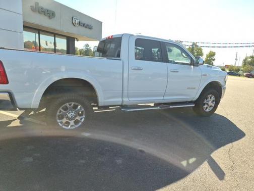 2022 RAM 2500 Laramie Crew Cab 4x4 6'4' Box