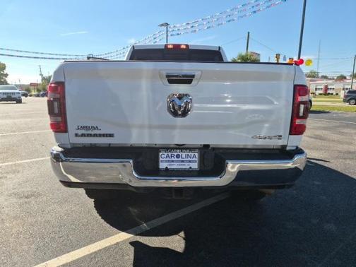 2022 RAM 2500 Laramie Crew Cab 4x4 6'4' Box