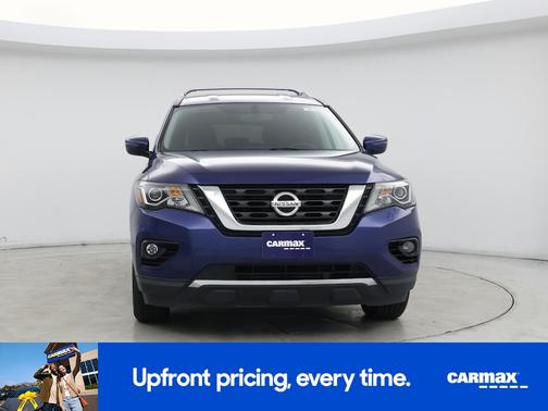 2018 Nissan Pathfinder SV