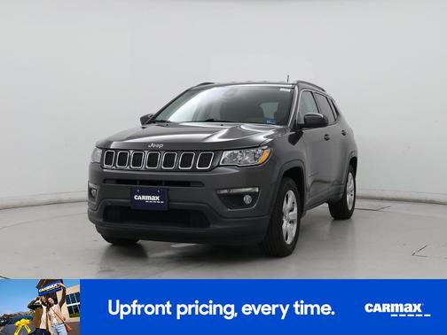 Gray 2018 Jeep Compass Latitude