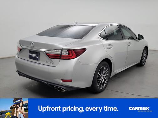 2017 Lexus ES 350 