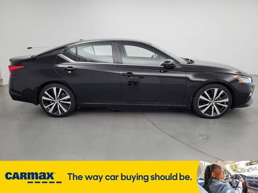 2022 Nissan Altima SR