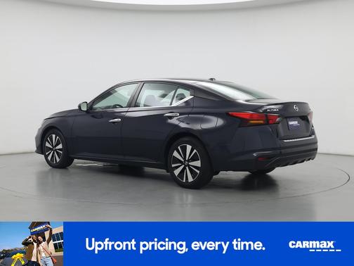 2022 Nissan Altima SV