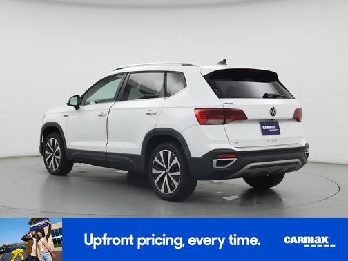 White 2022 Volkswagen Taos SE