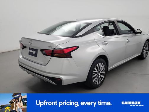 Silver 2023 Nissan Altima SV