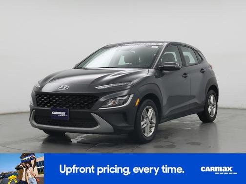 Gray 2023 Hyundai KONA SE
