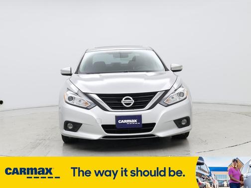 2017 Nissan Altima SV