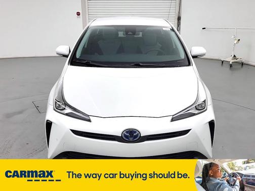 2021 Toyota Prius LE