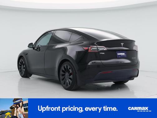 Black 2023 Tesla Model Y Performance