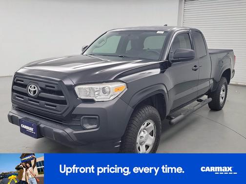 2017 Toyota Tacoma SR