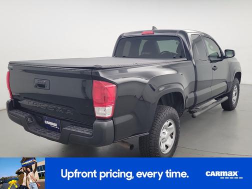 2017 Toyota Tacoma SR