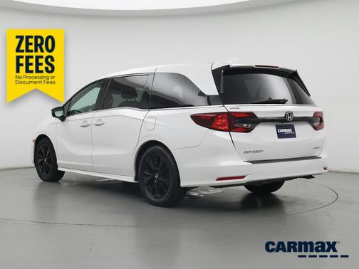 White 2023 Honda Odyssey Sport