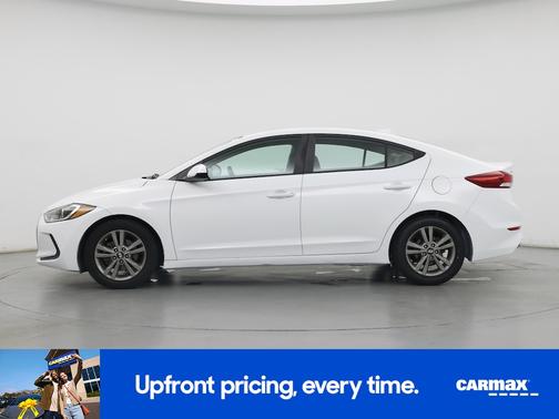 White 2018 Hyundai ELANTRA SEL