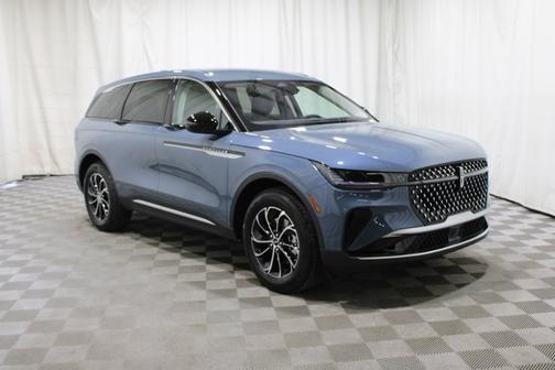 WHISPER BLUE MET CC 2025 Lincoln Nautilus PREMIERE