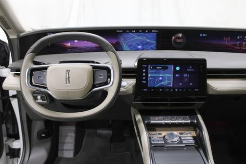 2025 Lincoln Nautilus RESERVE