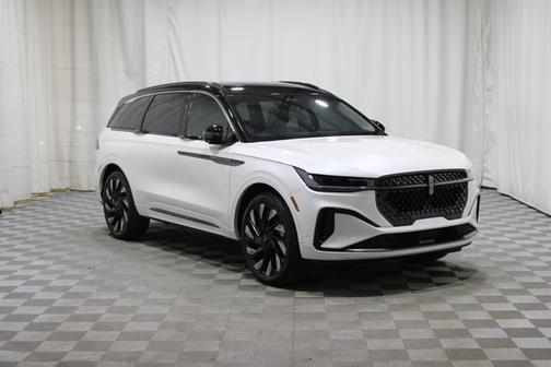 2024 Lincoln Nautilus BLACK LABEL