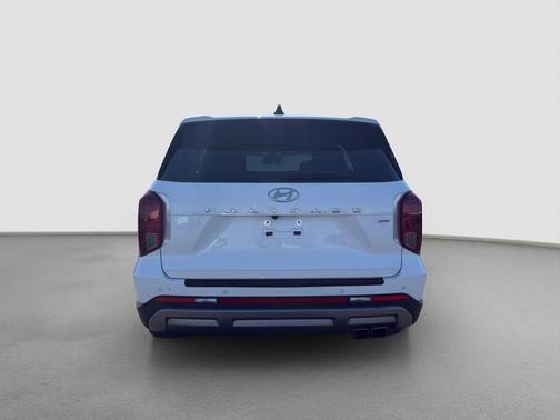 White 2023 Hyundai PALISADE Limited