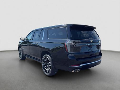 Black 2026 Chevrolet Suburban High Country