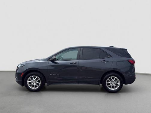 Gray 2022 Chevrolet Equinox LS