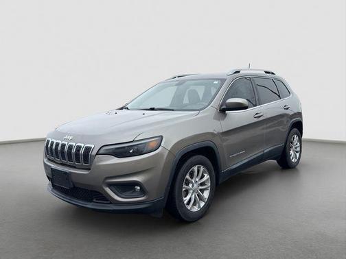 Light Brownstone Pearlcoat 2019 Jeep Cherokee Latitude