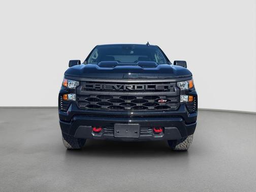 Black 2026 Chevrolet Silverado 1500 Custom Trail Boss