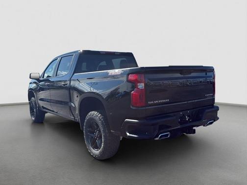 Black 2026 Chevrolet Silverado 1500 Custom Trail Boss