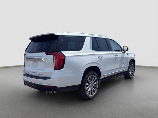 White Frost Tri-Coat 2021 GMC Yukon Denali