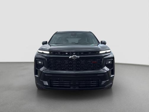 Black 2025 Chevrolet Traverse RS