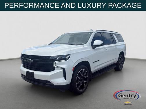 White 2023 Chevrolet Suburban RST