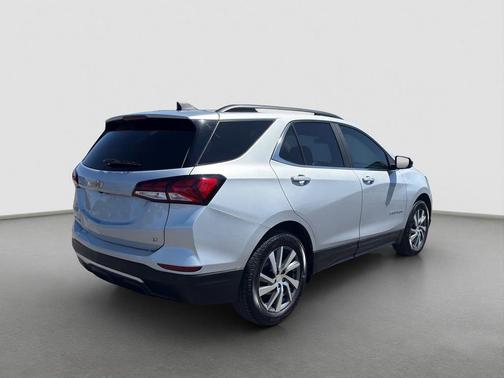 Gray 2022 Chevrolet Equinox 1LT