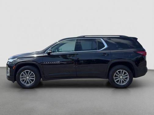 Black 2023 Chevrolet Traverse LT Leather