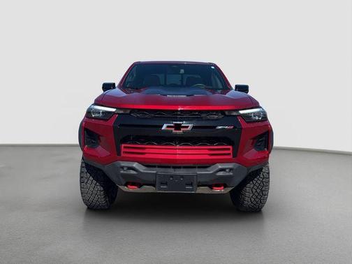 Radiant Red 2023 Chevrolet Colorado ZR2