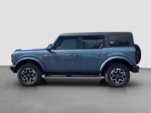 Blue 2025 Ford Bronco Outer Banks