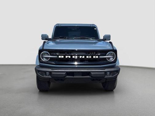 Blue 2025 Ford Bronco Outer Banks
